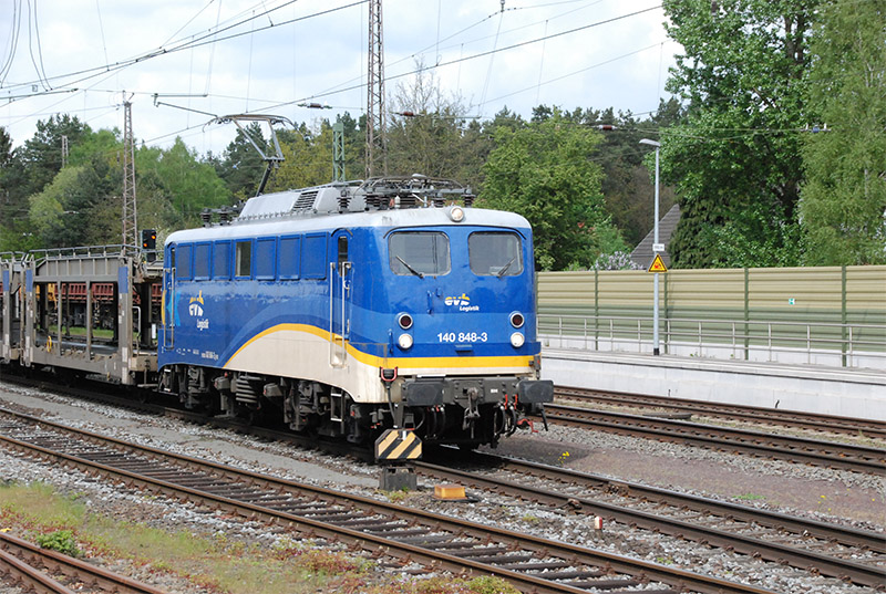 Lok 140 848-3 der EVB (Eisenbahnen und Verkehrsbetriebe Elbe-Weser) am 8.5.2014 in Eystrup
